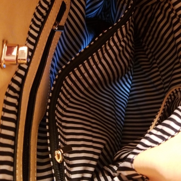 Bag - Picture 4 of 8